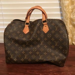 Louis Vuitton Speedy 30 Handbag